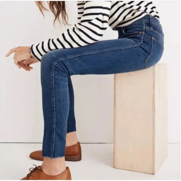 Madewell 9" High-Rise Skinny Jeans in Paloma Wash - Raw Hem Edition Size 25 - Picture 2 of 15